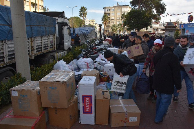 Nazilli’den 5 Tır Halep’e Doğru Yola Çıktı