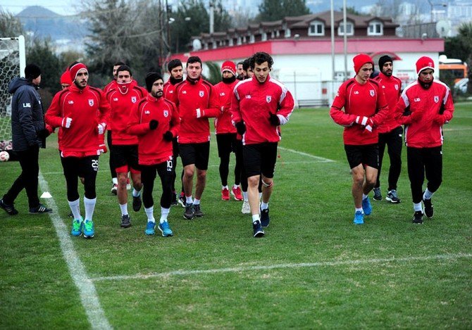 Samsunspor Kendini Yeniledi