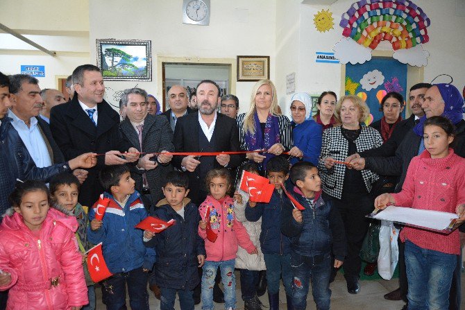 Kırsal Mahalle Okuluna Kitap Bağışlayan Doğan Hasta Ziyaretinde Bulundu