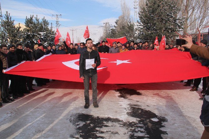 Çıldır’da “Şehitlere Saygı Ve Güvenlik Güçlerine Destek” Yürüyüşü