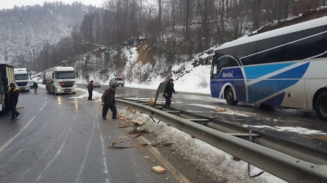 Tır’dan Düşün Çelik Rulalar Korkuttu