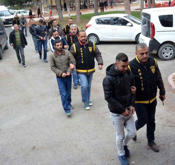 Hükümlüden Gazetecilere "Çekin Bizi Etiket Edin Adana’ya" Çıkışı