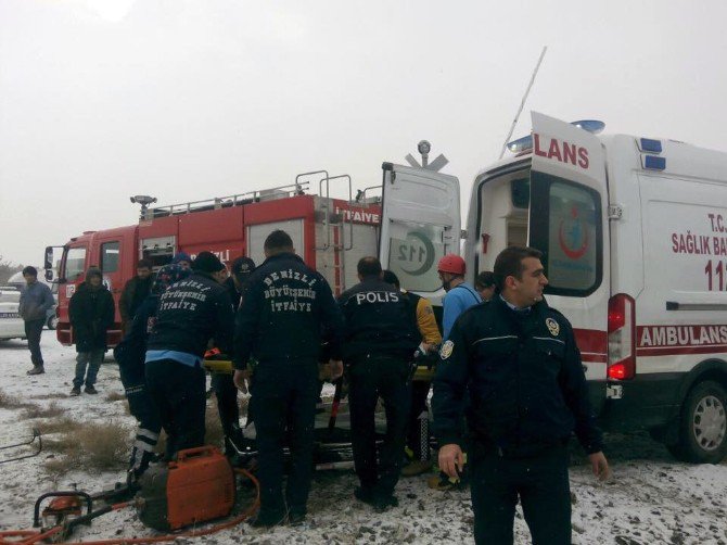 Buzlanma Kazayı Beraberinde Getirdi: 2 Yaralı