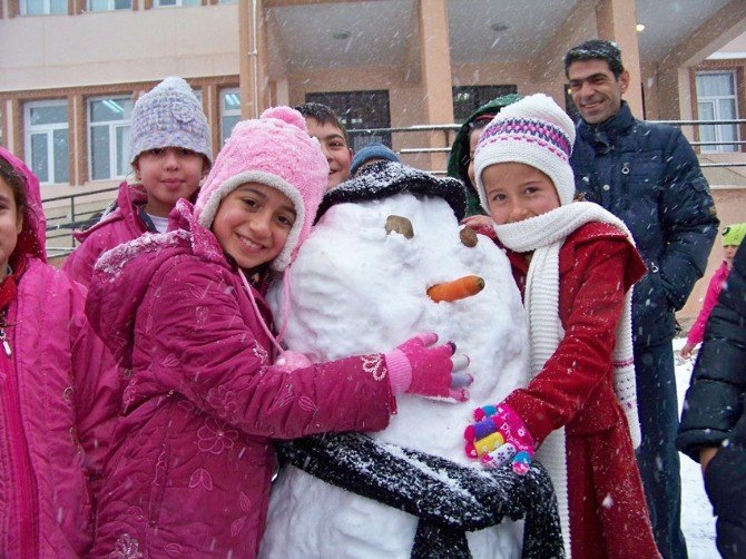 Hatay’ın Hassa İlçesinde 28 Köy Okulu Tatil Edildi