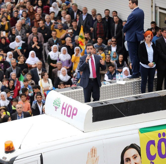 Selahattin Demirtaş’ın Mersin’deki İlk Duruşması Yapıldı