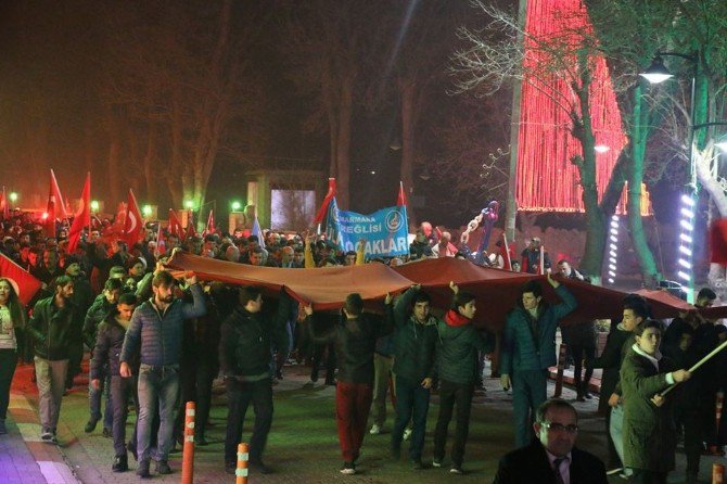 “Şehitlere Saygı Ve Teröre Lanet” Yürüyüşü