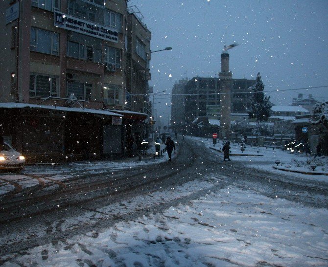 Kilis’te Kar Hayatı Olumsuz Etkiledi