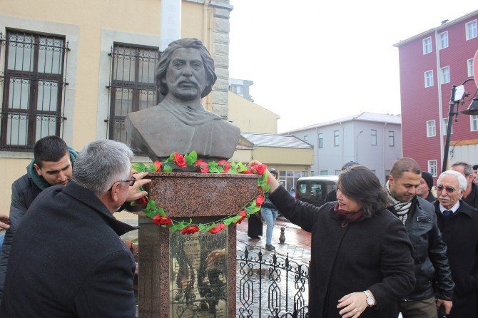 Ünlü Yazar Oğuz Atay Memleketinde Anıldı