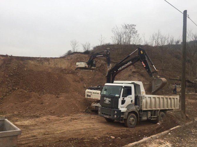 Başkan Şahin, Sosyal Etkinlik Alanı Proje Çalışmalarını Yerinde İnceledi