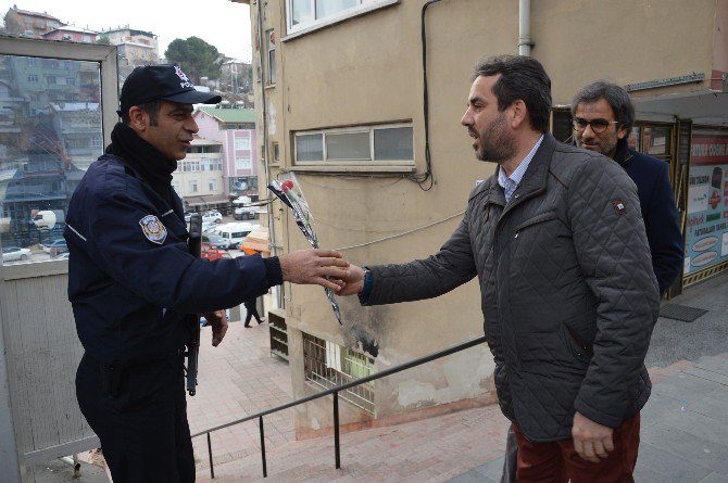 Niksar’da Polis Ve Askere Destek