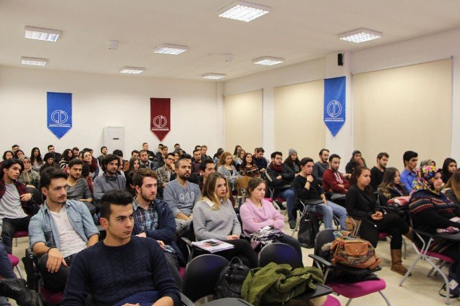 Sosyal Medya Kulübü Yeni Etkinliğini Tanıttı