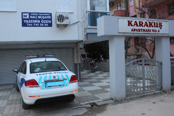 Çalıntı Motosikleti Apartman Girişine Bıraktılar