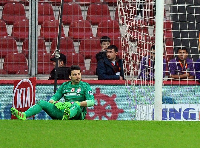 Cenk Gönen’in Gol Yemediği Maç Yok