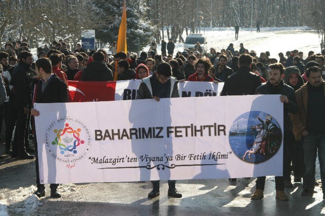 Bolu’da Öğrenciler Halep Ve Şehitler İçin Yürüdü