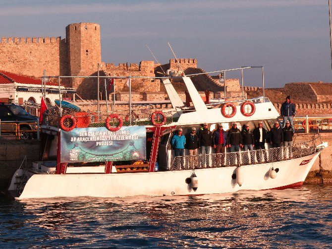 Çanakkale Denizi Devasa Boyuttaki Ağlardan Temizleniyor