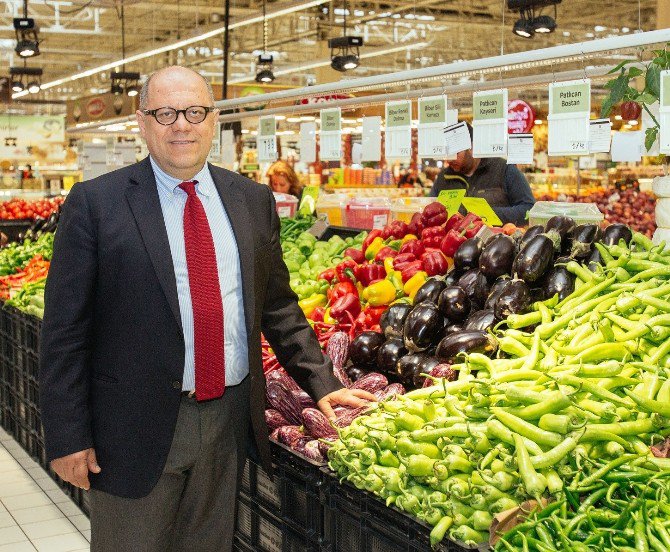 Carrefoursa, Yeni Yıl İçin Hazırlanıyor