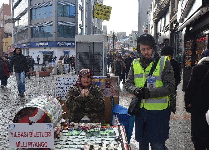 Soğuk Havada Ekmek Kavgası