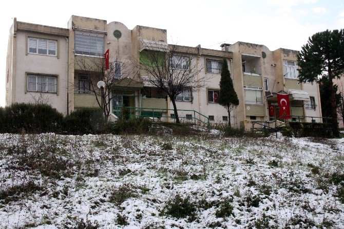 Şehit Binbaşı, Annesini De Depremde Kaybetmiş