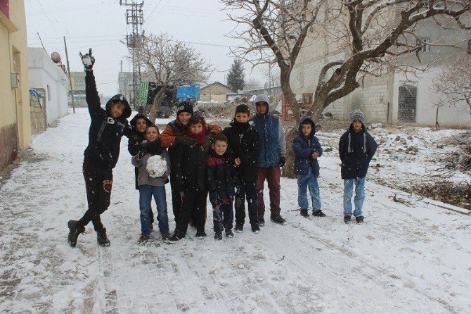 Kar Yağışı Yavuzeli’nde De Etkili Oldu