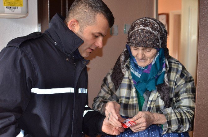 Bozüyük Belediyesi’nden Şehit Yakınlarına Ücretsiz Seyahat Kartı