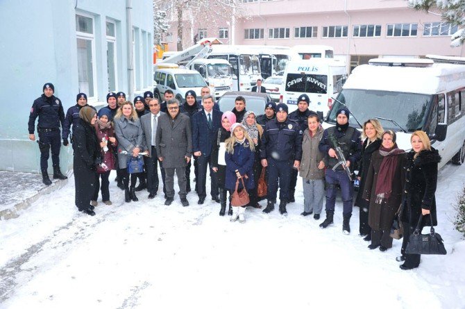 Kent Konseyinden Çevik Kuvvet İle İl Jandarma Komutanlığına Ziyaret