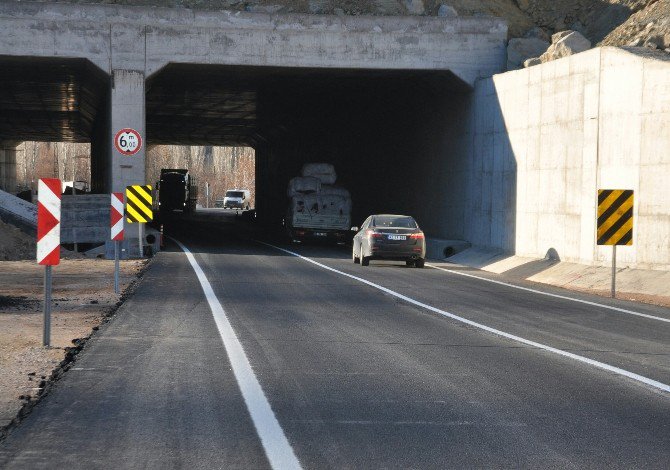 Simav’da ’Aç-kapa Tüneli’ Trafiğe Açıldı