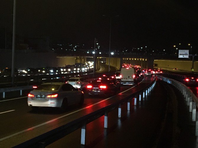 Avrasya Tüneli’nde Trafik Yoğunluğu