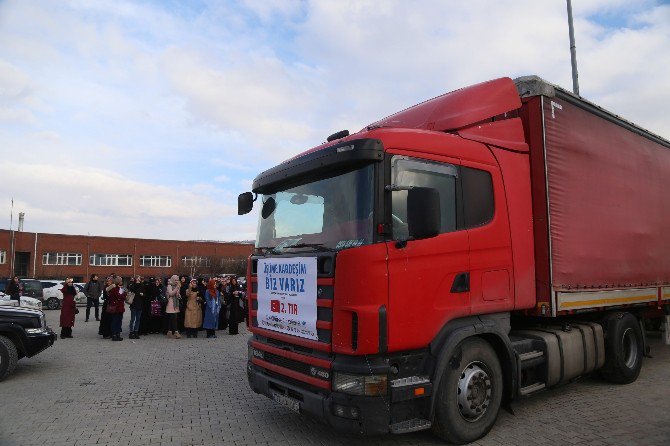 Isparta’dan Halep’e 7 Tır Yardım Malzemesi