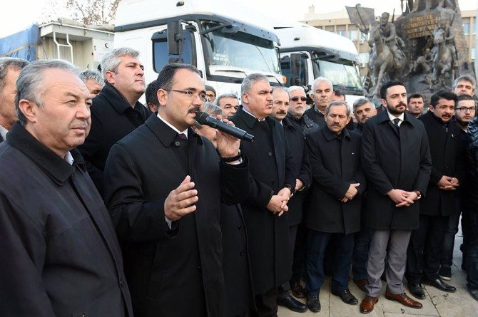 Uşak’tan Halep’e Yardım Tırları Yola Çıktı