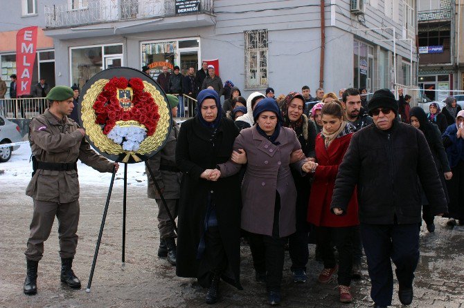 Uzman Çavuş Ramazan Karaca İçin Kırşehir’de Tören Düzenlendi