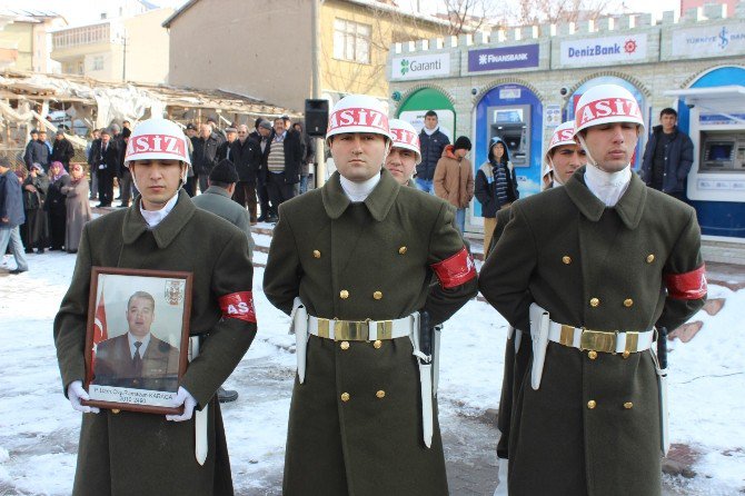 Uzman Çavuş Ramazan Karaca İçin Kırşehir’de Tören Düzenlendi