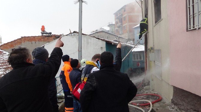 Kütahya’da Yangın: 2 Çocuk Hayatını Kaybetti