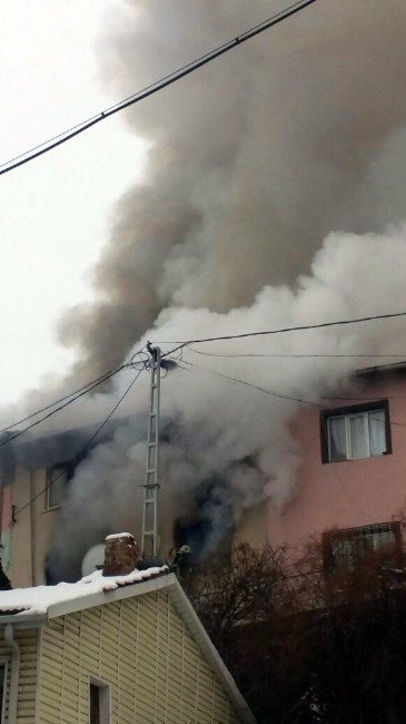 Kütahya’da Yangın: 2 Çocuk Hayatını Kaybetti