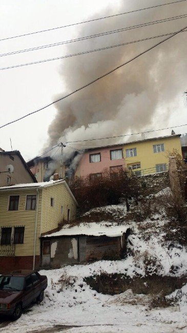 Kütahya’da Yangın: 2 Çocuk Hayatını Kaybetti