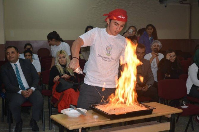 Salihli’de Öğrenciler Arası Yemek Yarışması