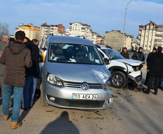 Fatsa’da Trafik Kazası: 2 Yaralı