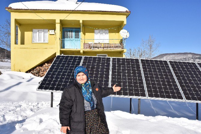 Kezban Teyze Köyüne Güneş Enerji Santrali Kurdu