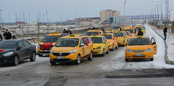 Afyonkarahisar’da Taksici Esnafı Terörü Protesto Etti