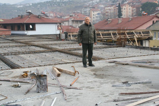 Belediye Başkanı Semerci Otopark İnşaatında İncelemelerde Bulundu