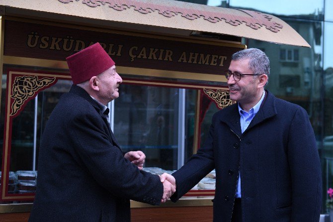 Üsküdar Belediyesinden Eski Kabadayı Çakır Ahmet’e Seyyar Araba
