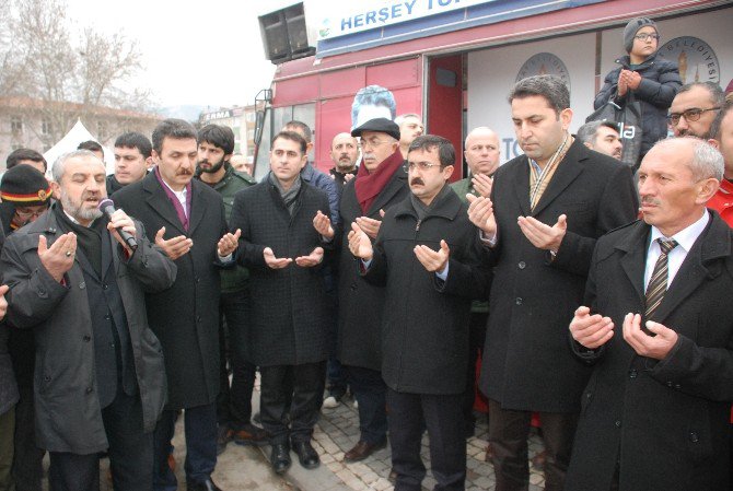 Tokat’tan Halep’e 11 Tır Yardım Malzemesi Gönderildi