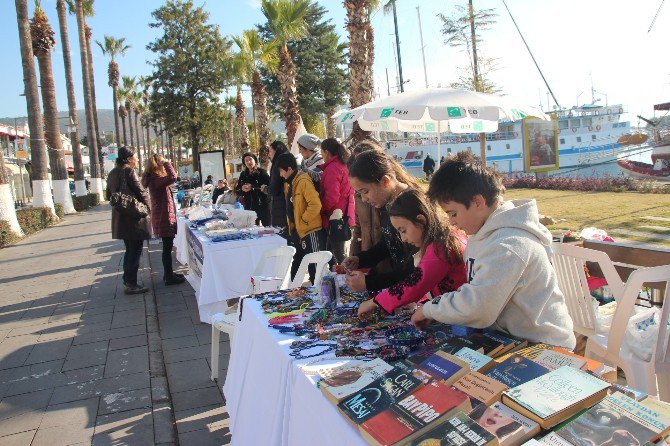 Lösemi Hastaları İçin Kermes Düzenlediler