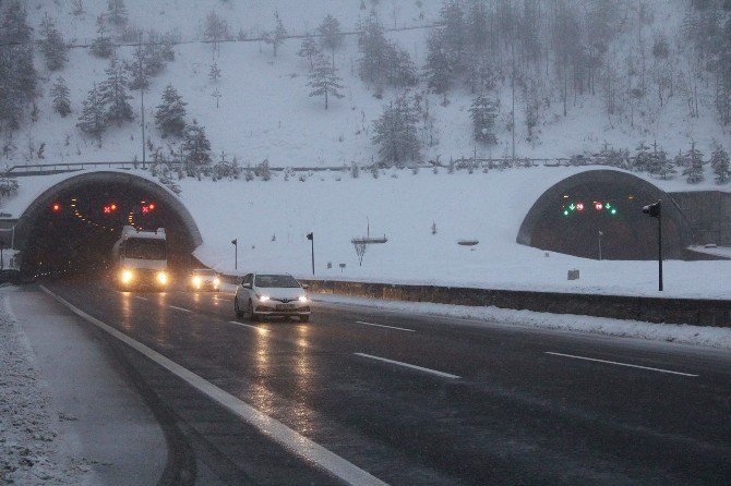 Bolu Dağı’nda Kar Yağışı Başladı