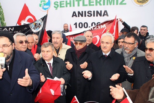 Erzincanlılar, Şehitler Tepesi’nde Terörü Lanetledi