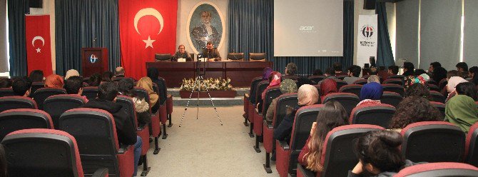 Doç. Dr. Vefa Saygın Öğüt’ten “İlişkisel Sosyoloji” Konferansı