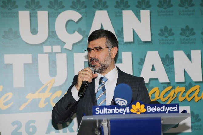 Uçan Kütüphane Sultanbeyli’ye Kondu