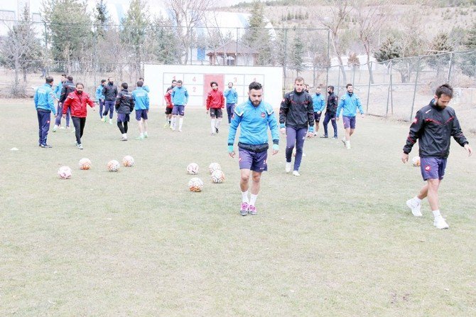 Yozgatspor’un Devre Arası Transfer Planı Netlik Kazanmadı