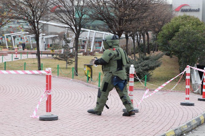 Ankamall Avm’de Bomba Paniği