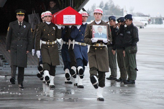 Şehit Astsubay Altıparmak’ın Cenazesi Memleketi Konya’da