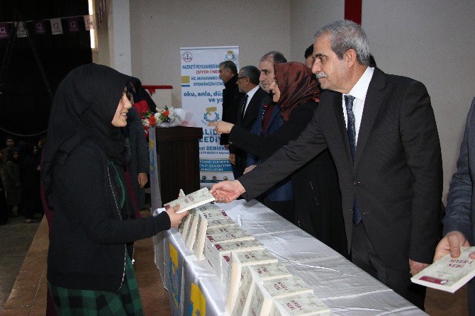 Haliliye Belediyesi Okullarda Kitap Dağıtımını Sürdürüyor